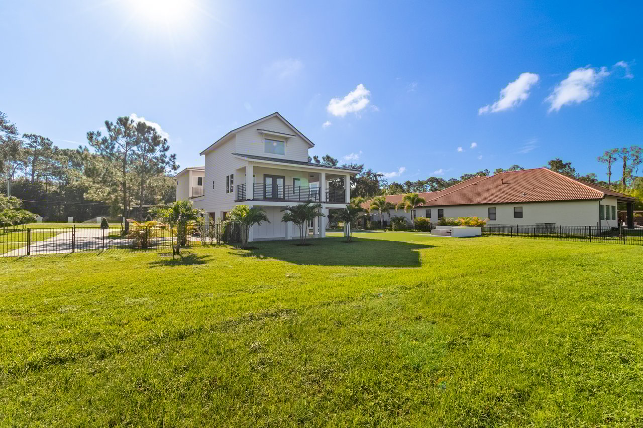 7706 Ficquette Rd- Windermere