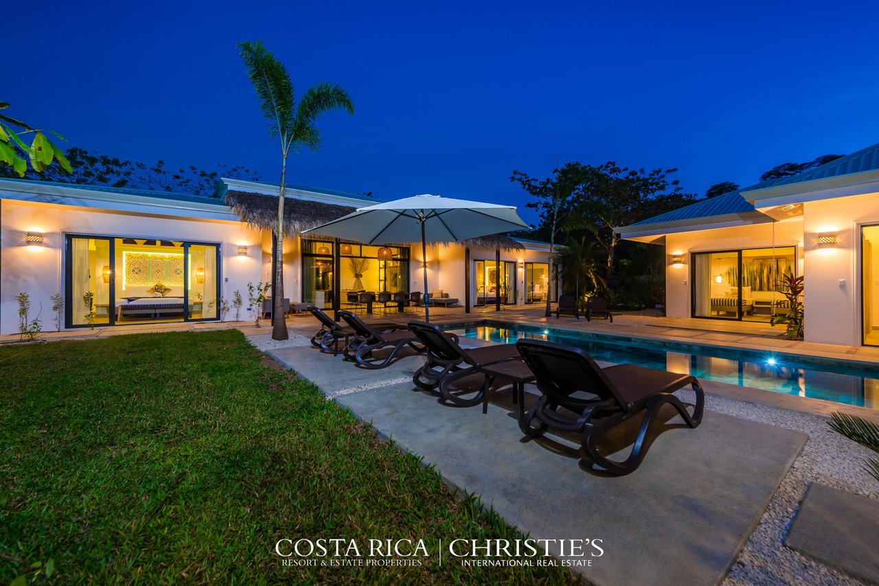 Luxury Coastal Estate in Tamarindo: The Oasis Residence