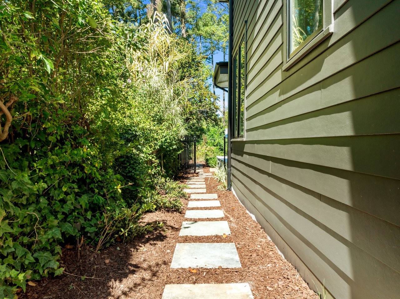 2419 Medway Dr