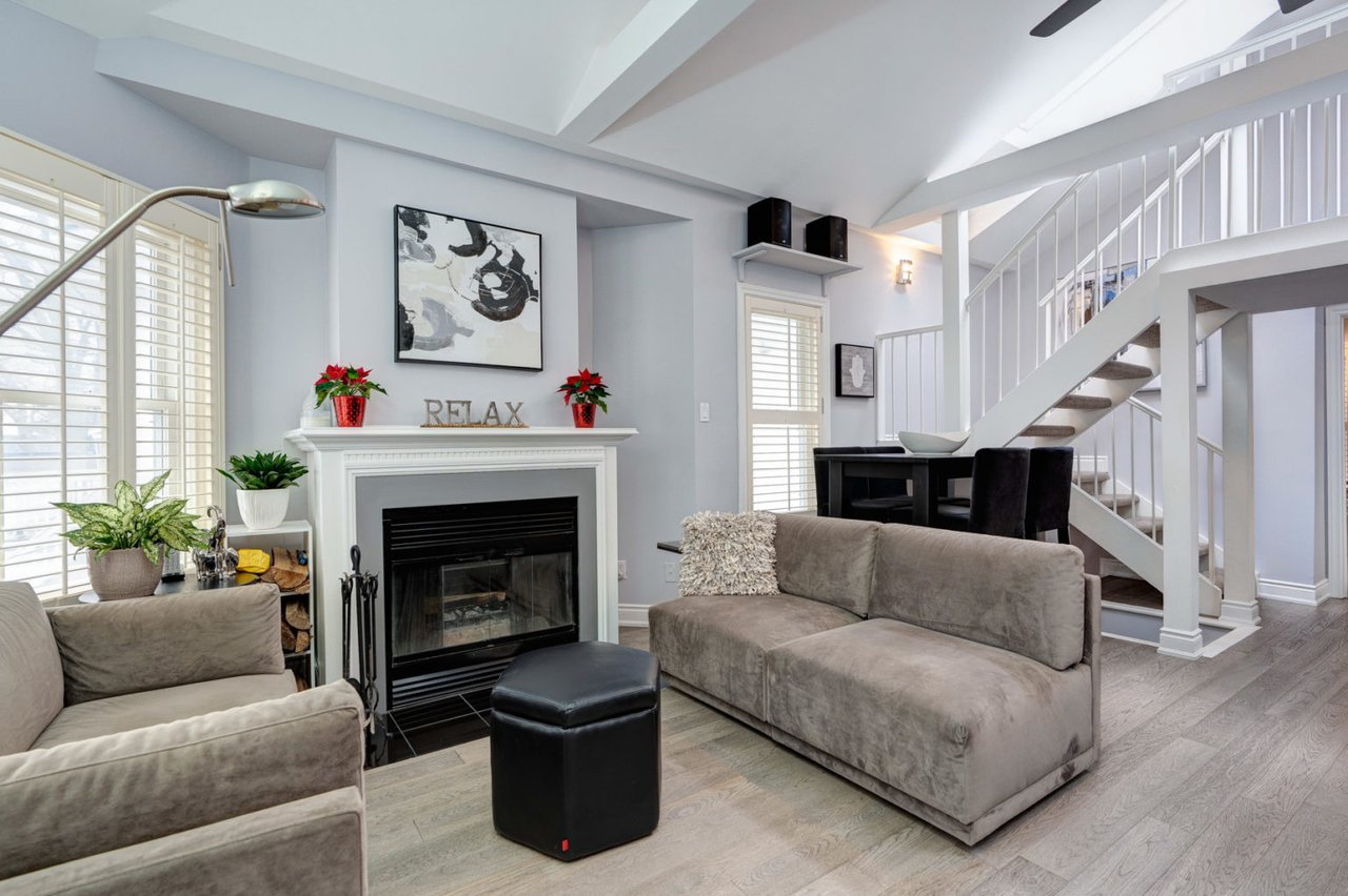 2357 Queen St E, #3