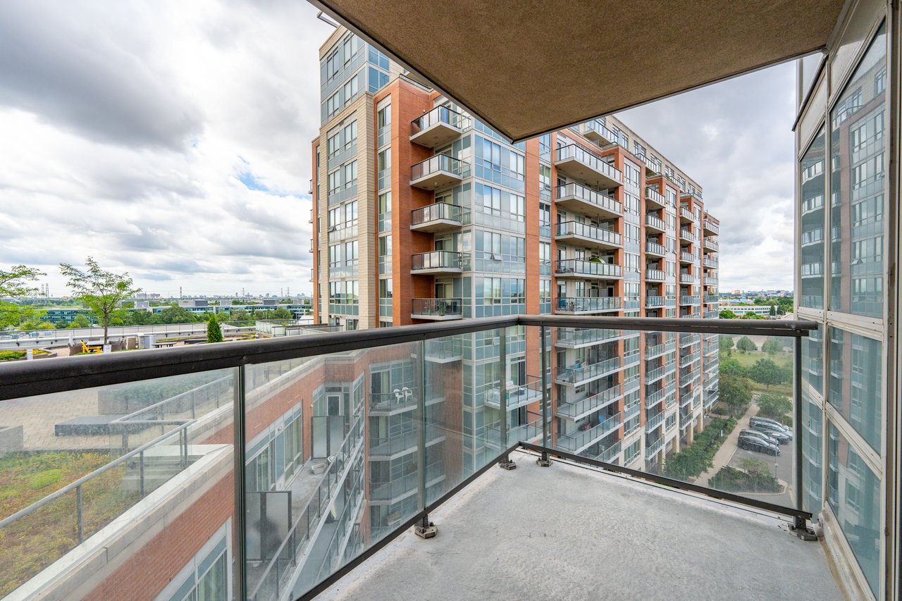 60 South Town Centre Boulevard, 917