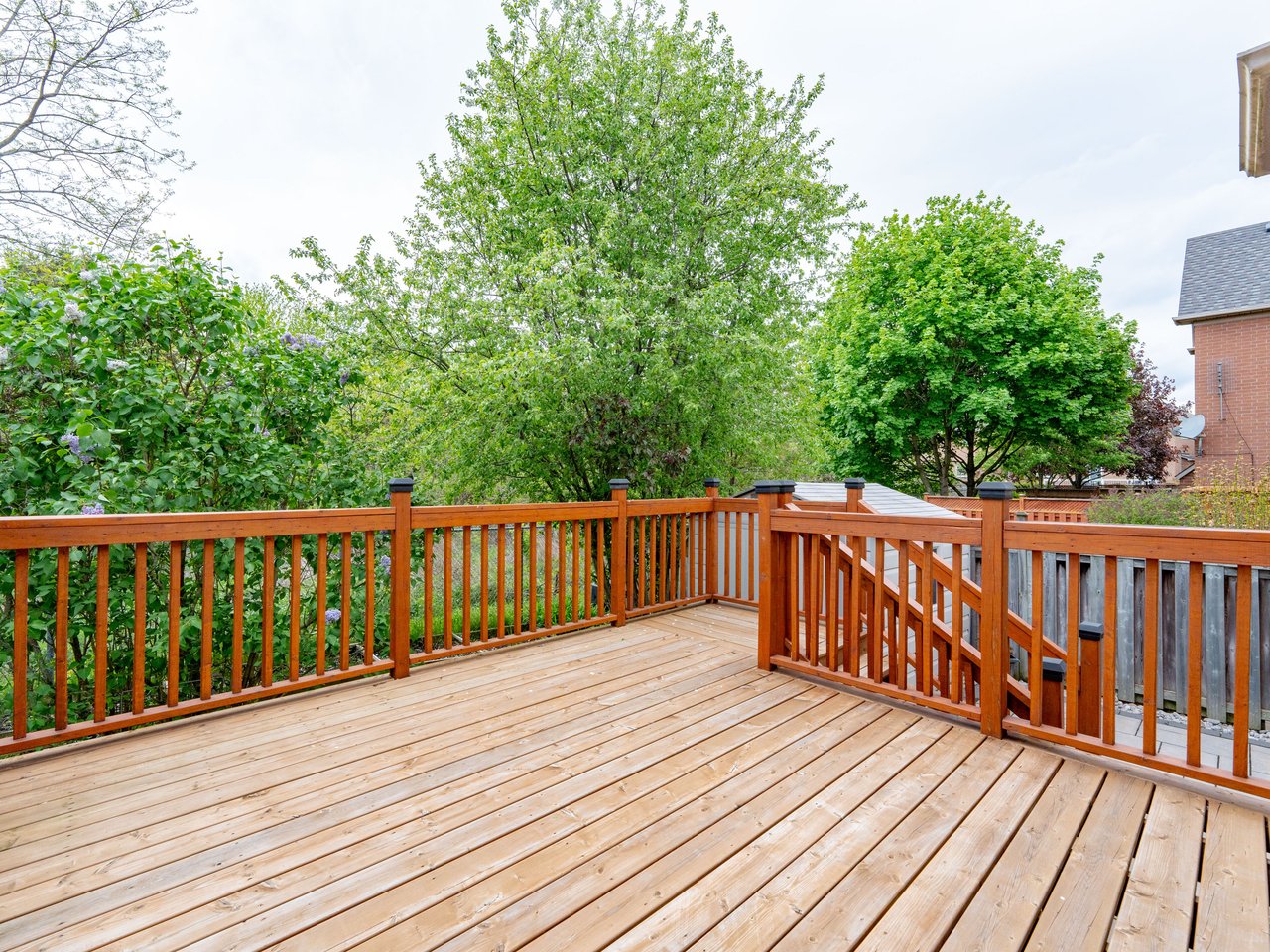15 Rushingbrook Dr