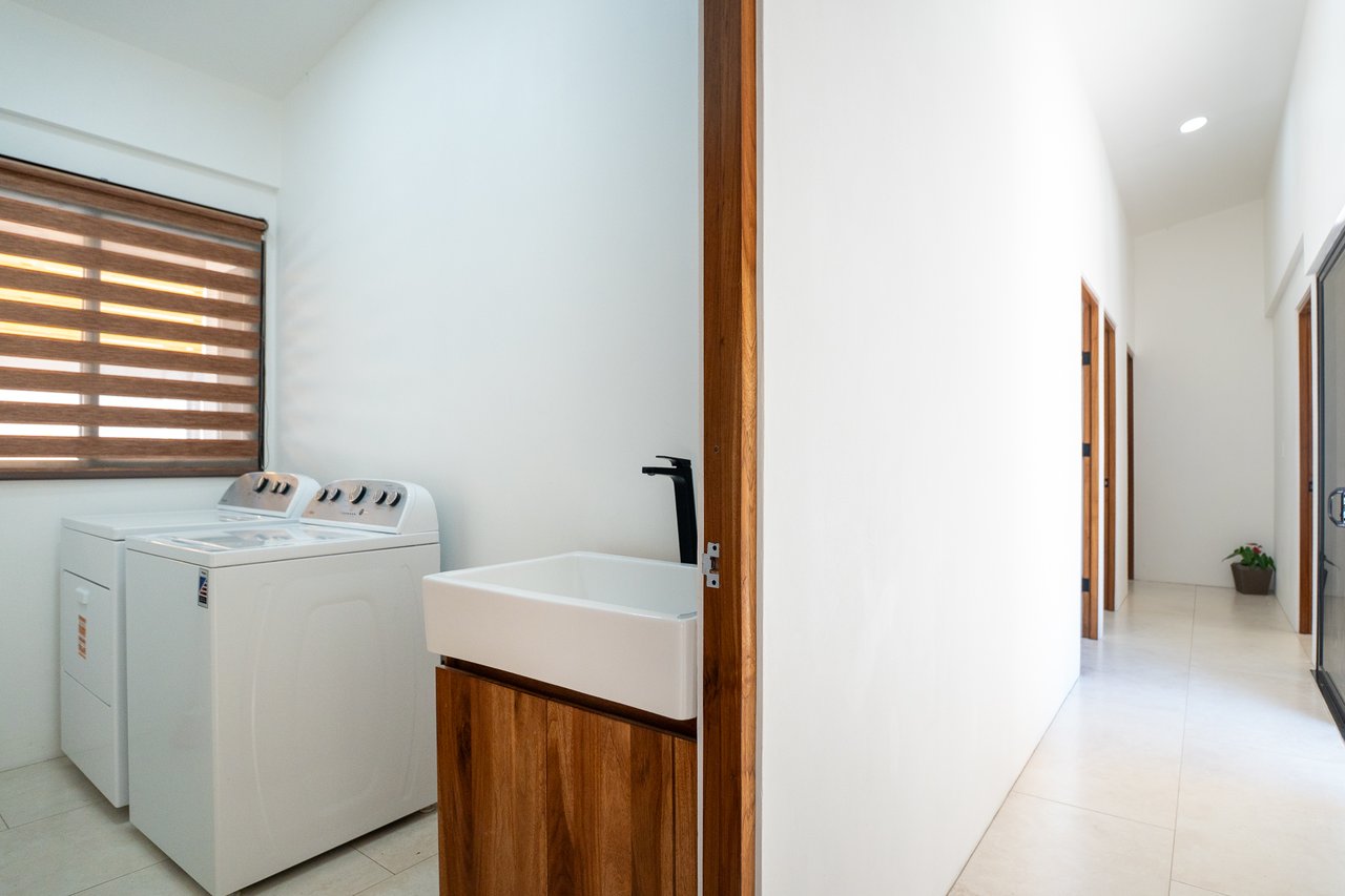 Location,Location, Location – 3-Bedroom Villa Steps from the Beach