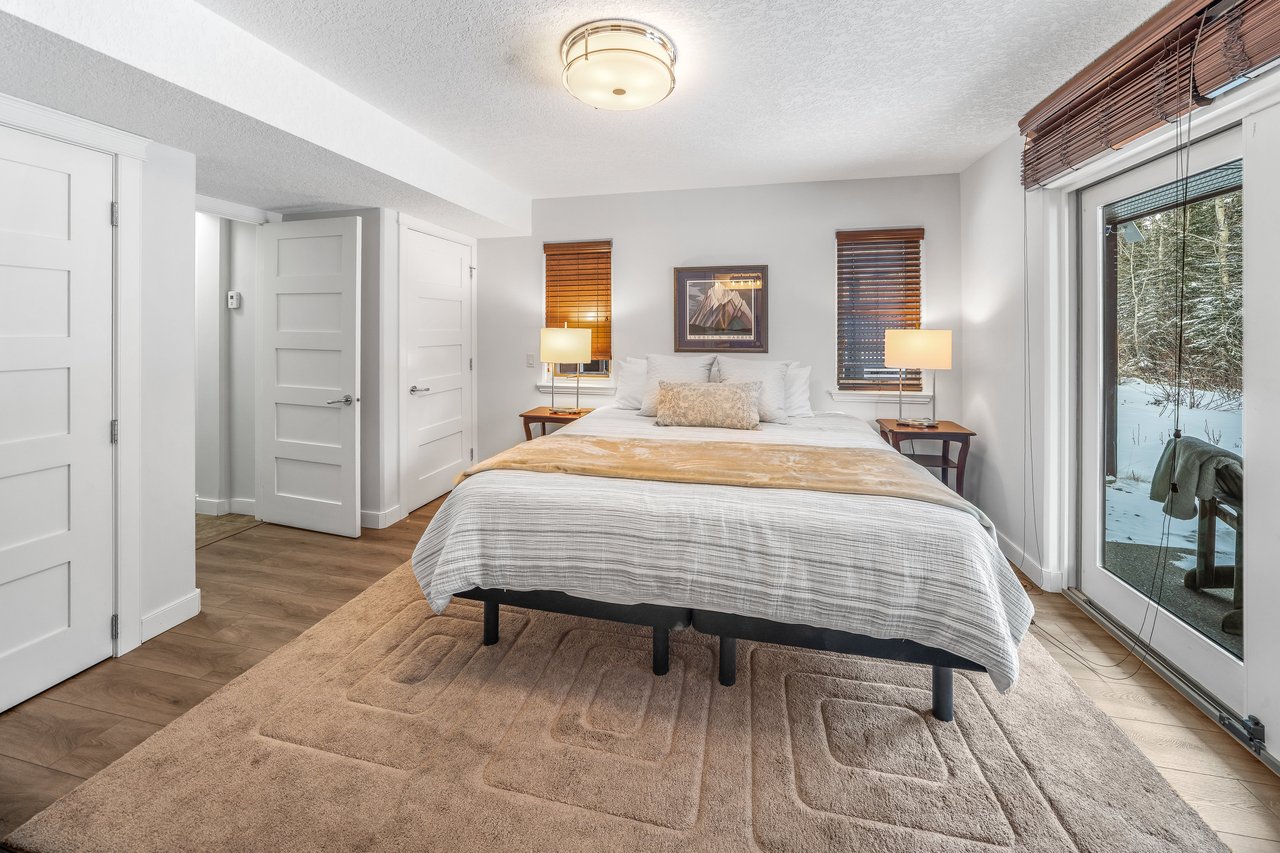 1 - 105 Rundle Drive 