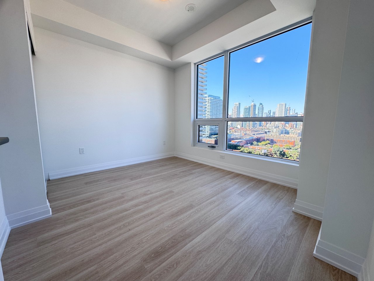 15 Richardson Street Unit: 1705