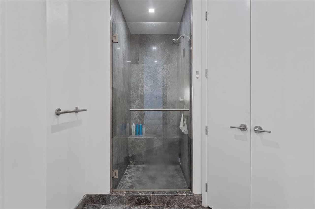 501 West #1106