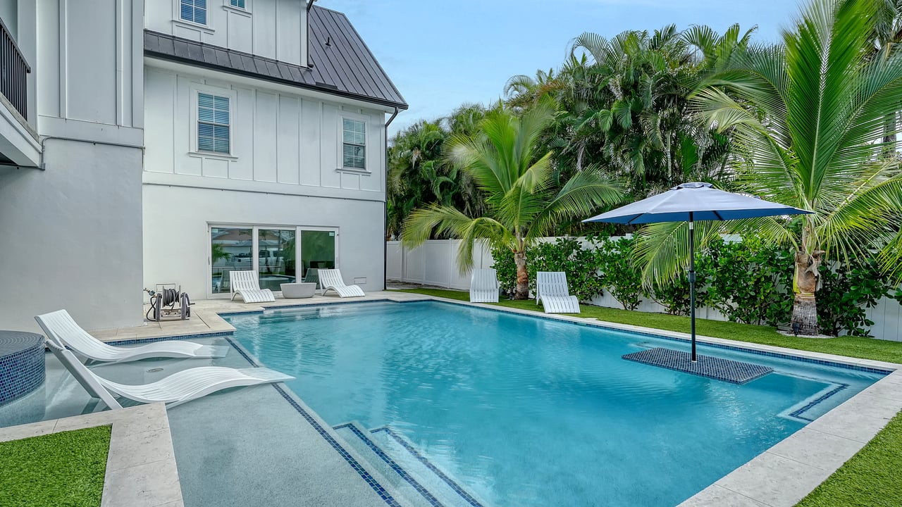2175 Avenue A, Bradenton Beach, Florida