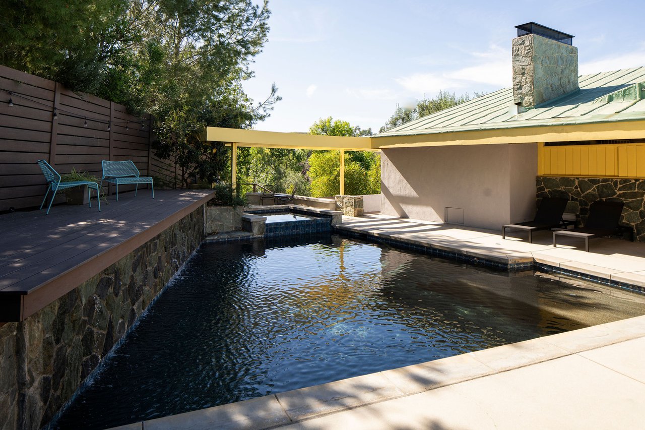 The Van Dekker House, Master architect R. M. Schindler