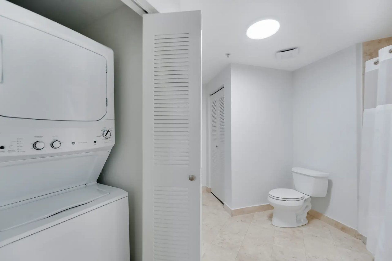 3339 Virginia Street # 301