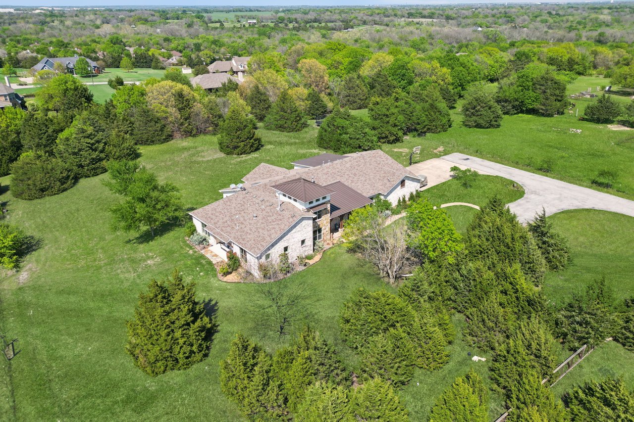 1719 Stacy Rd in Fairview has just closed