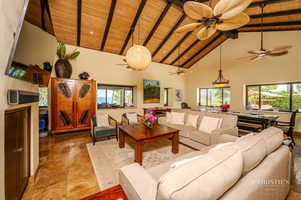 Casa Playa Bonita | Beachfront Luxury Estate in Playa Flamingo