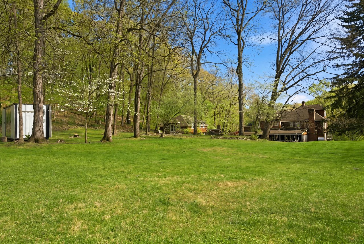 12 COLD SPRINGS ROAD
