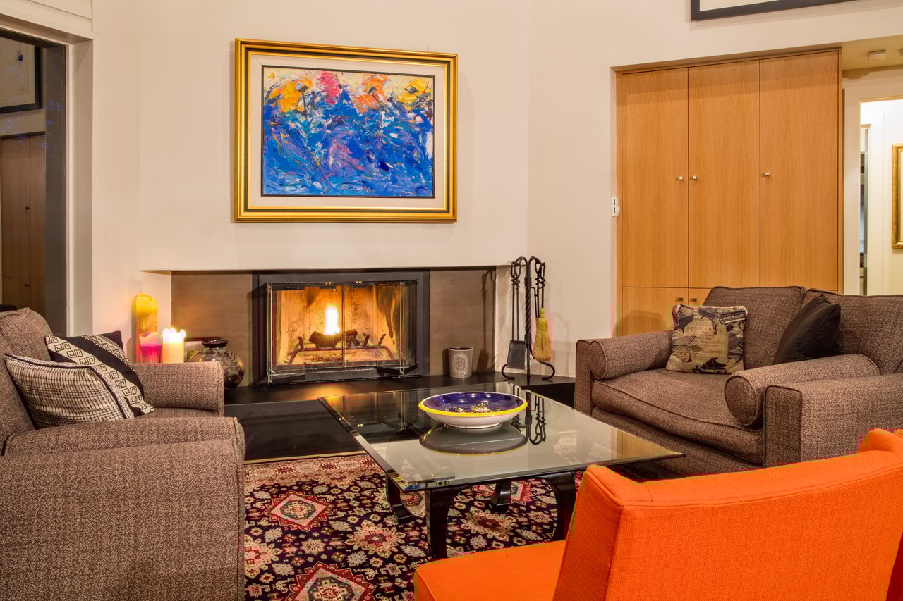 100 Mountain Laurel Court