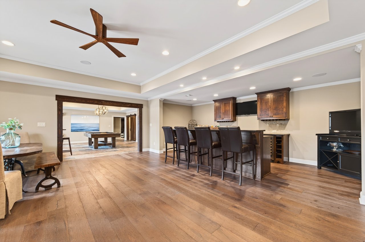 16750 Quayside Drive