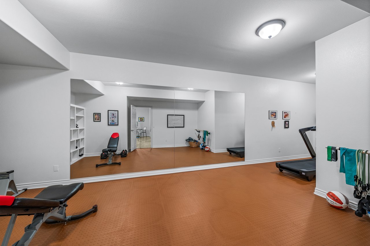 36505 Calle De Lobo