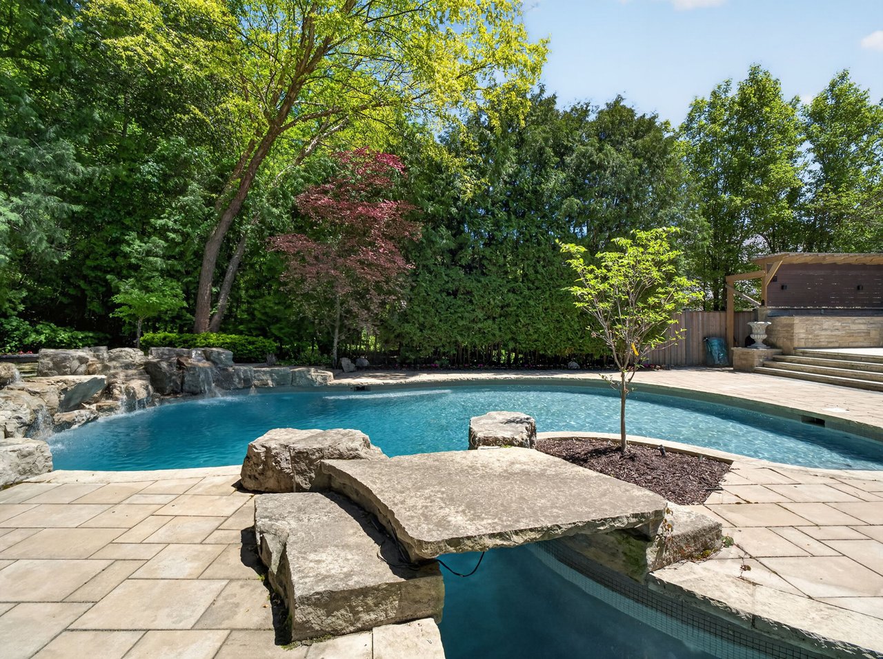 A Rare Ravine Estate
