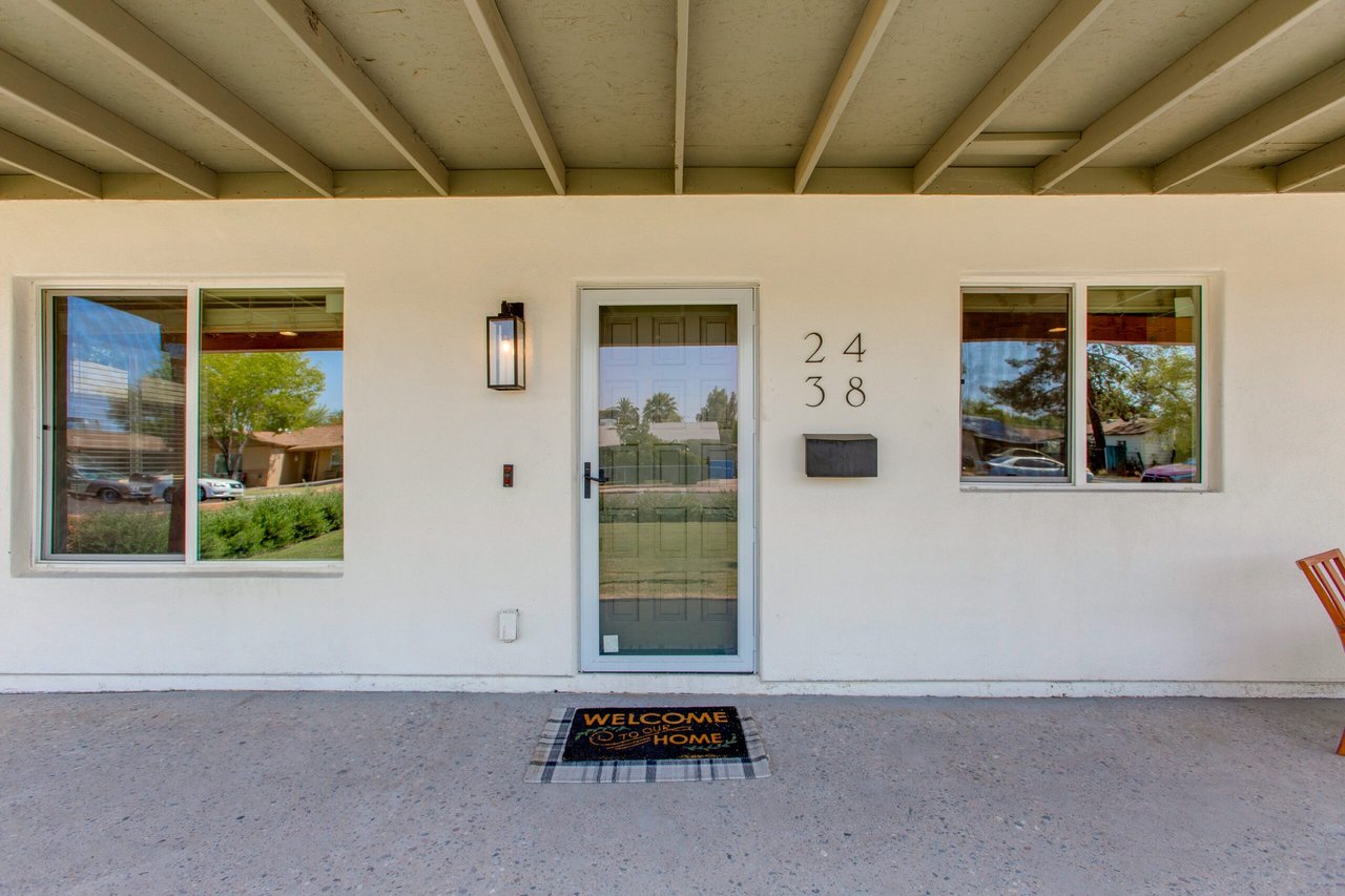 2438 E Indianola Ave.