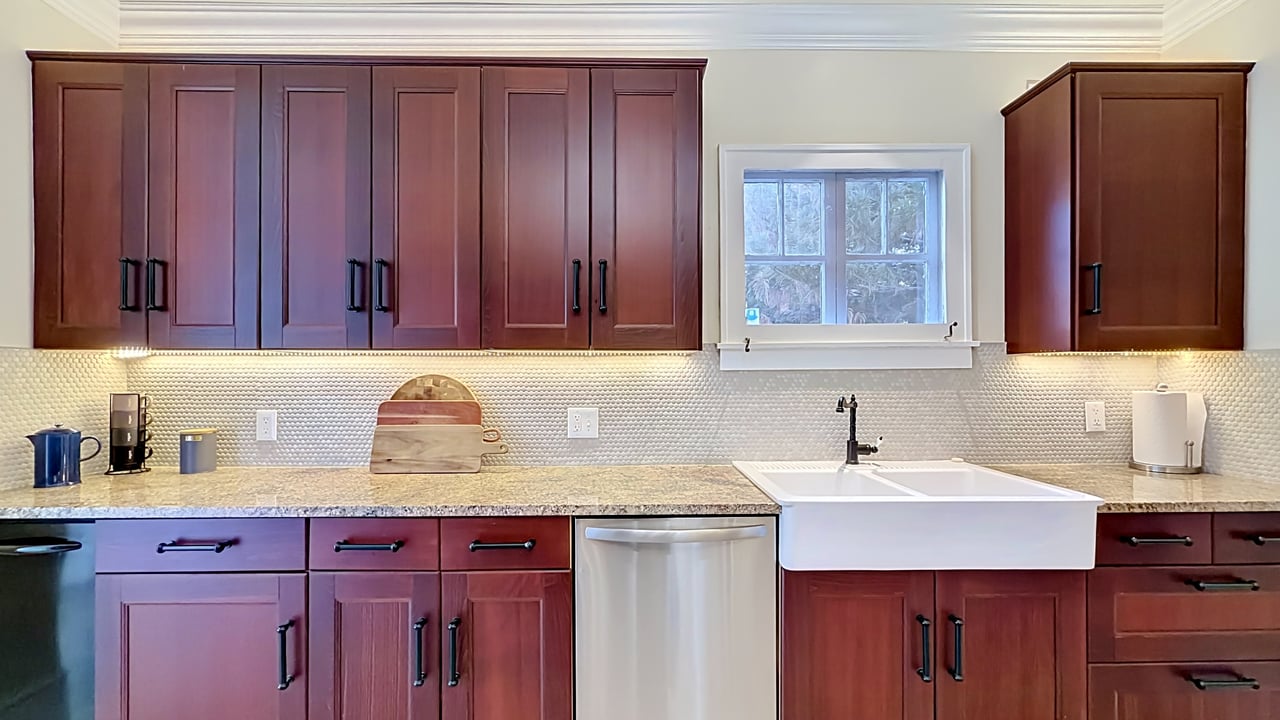 Charming 1925 Bungalow with Guesthouse in Orlando's Colonialtown