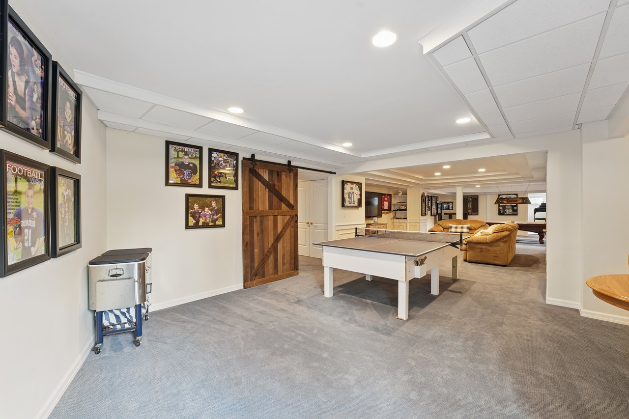 8 Matthew Place