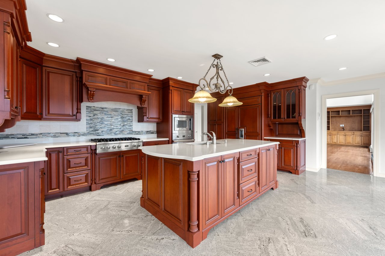 Breathtaking views over West Bay and Eel River