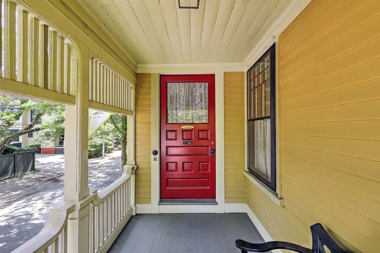 26 Diman Place
