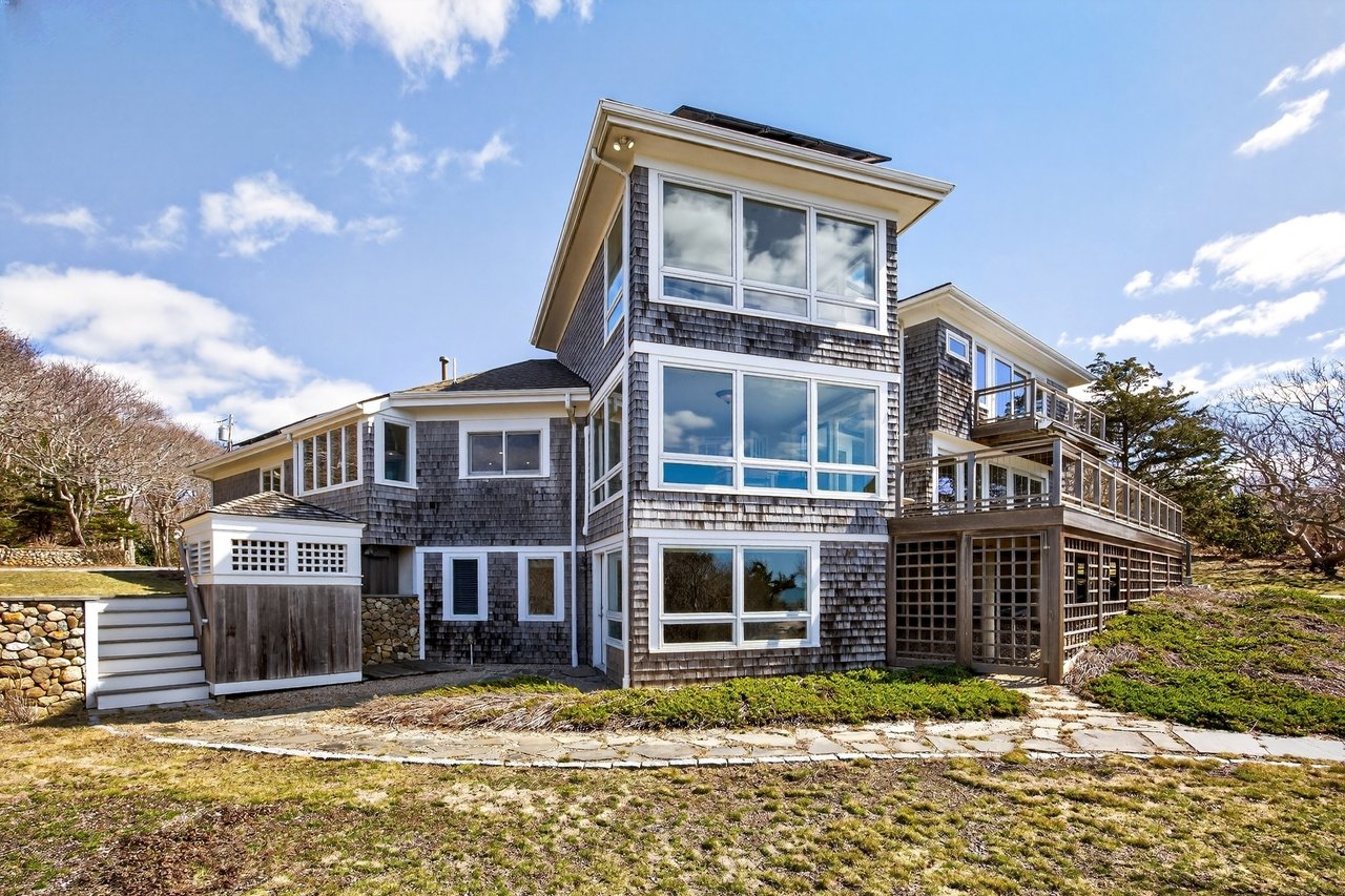 Beachfront Offering in West Hyannisport