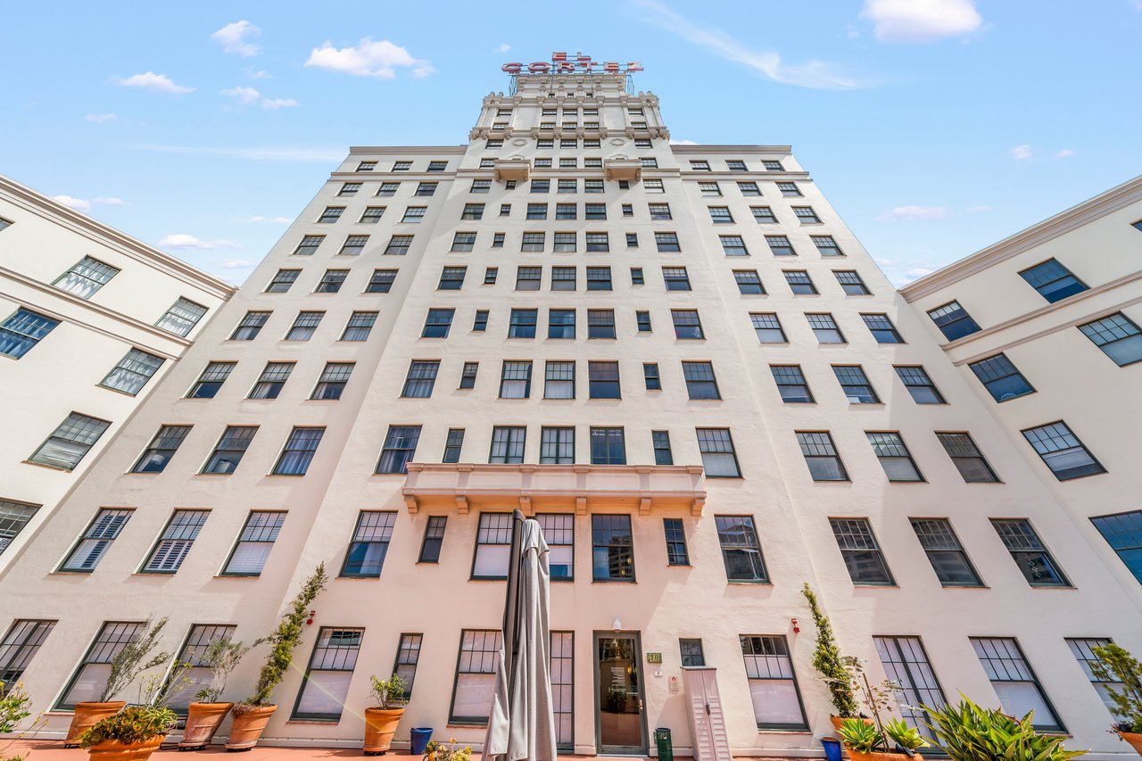 El Cortez