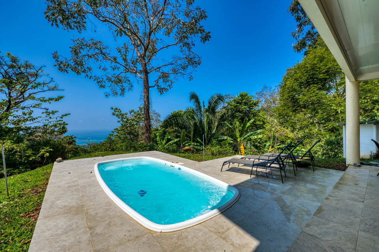 12.25 ACRES – 3 Bedroom 2 Story Ocean View Home 10 Min To The Beach!!!