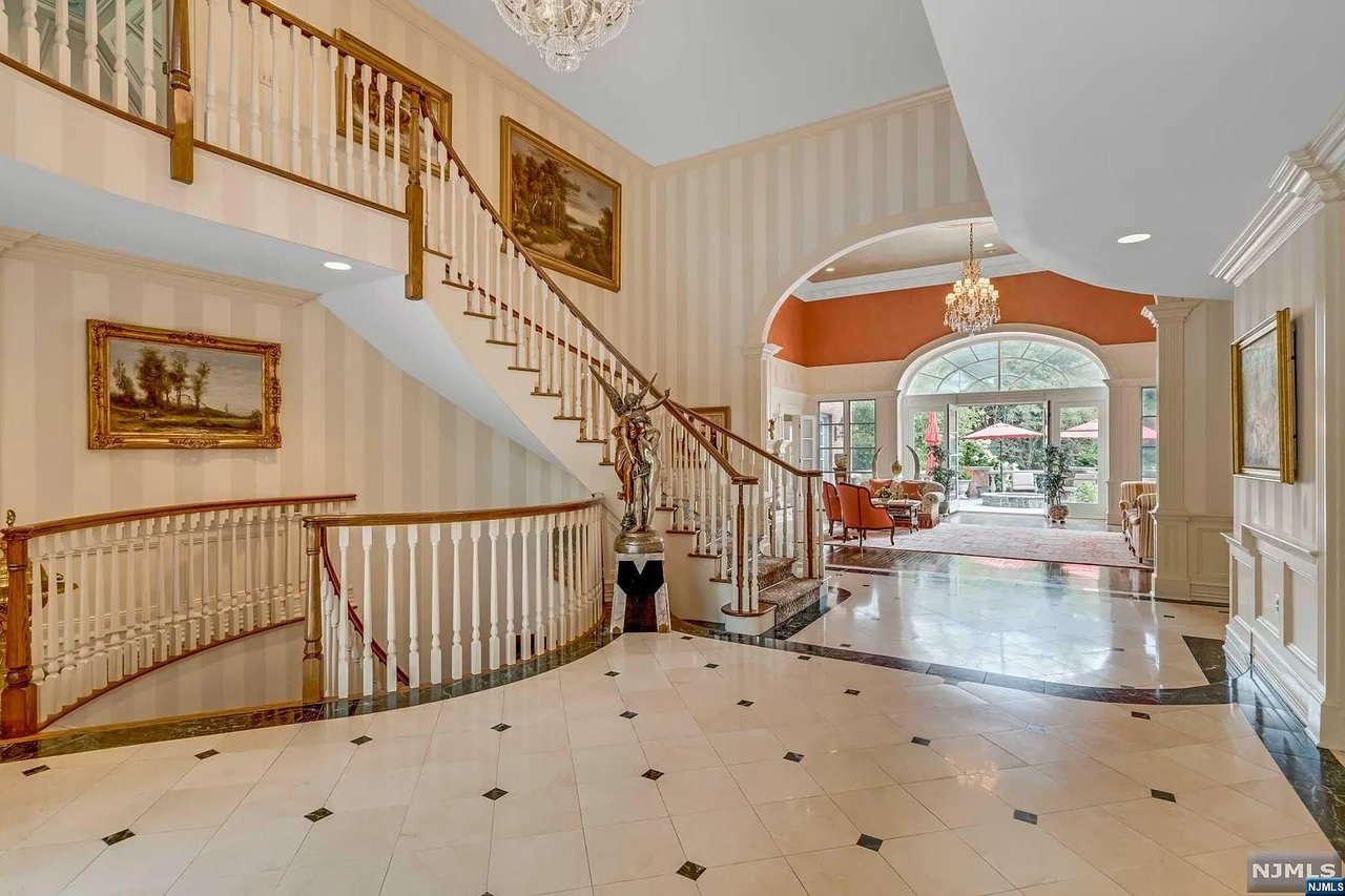 High Mountain Estate