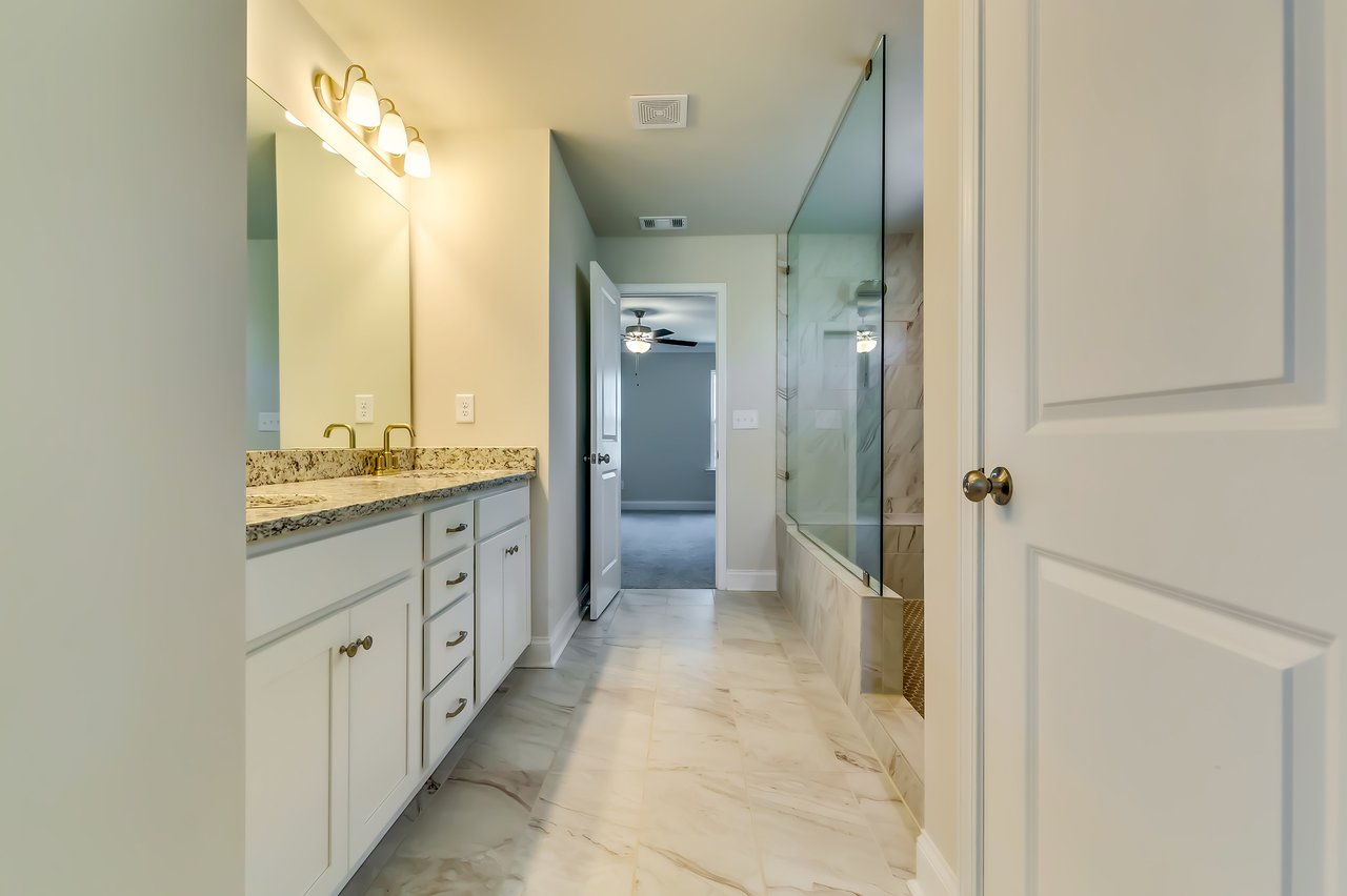 407 Shoals Trl