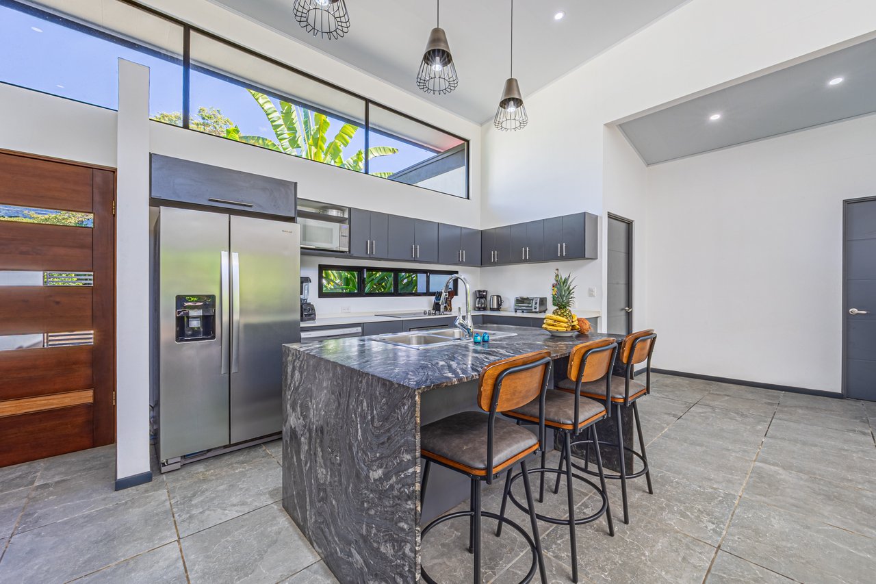 Tropical Modern Residence near Marino Ballena National Park