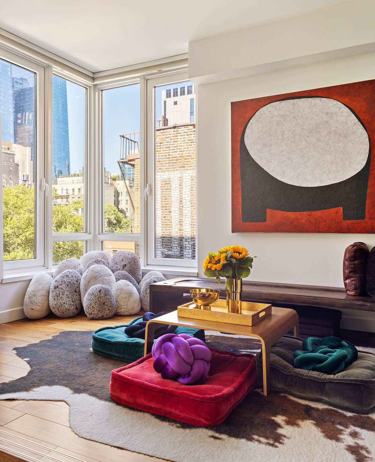 Chic Corner unit in Chelsea