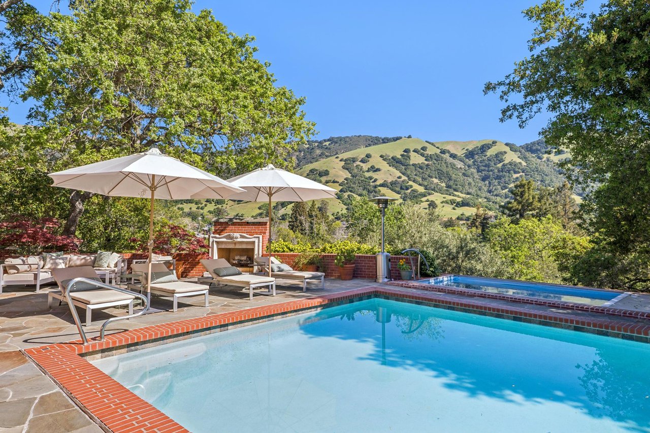 10 Maoli Drive, San Rafael