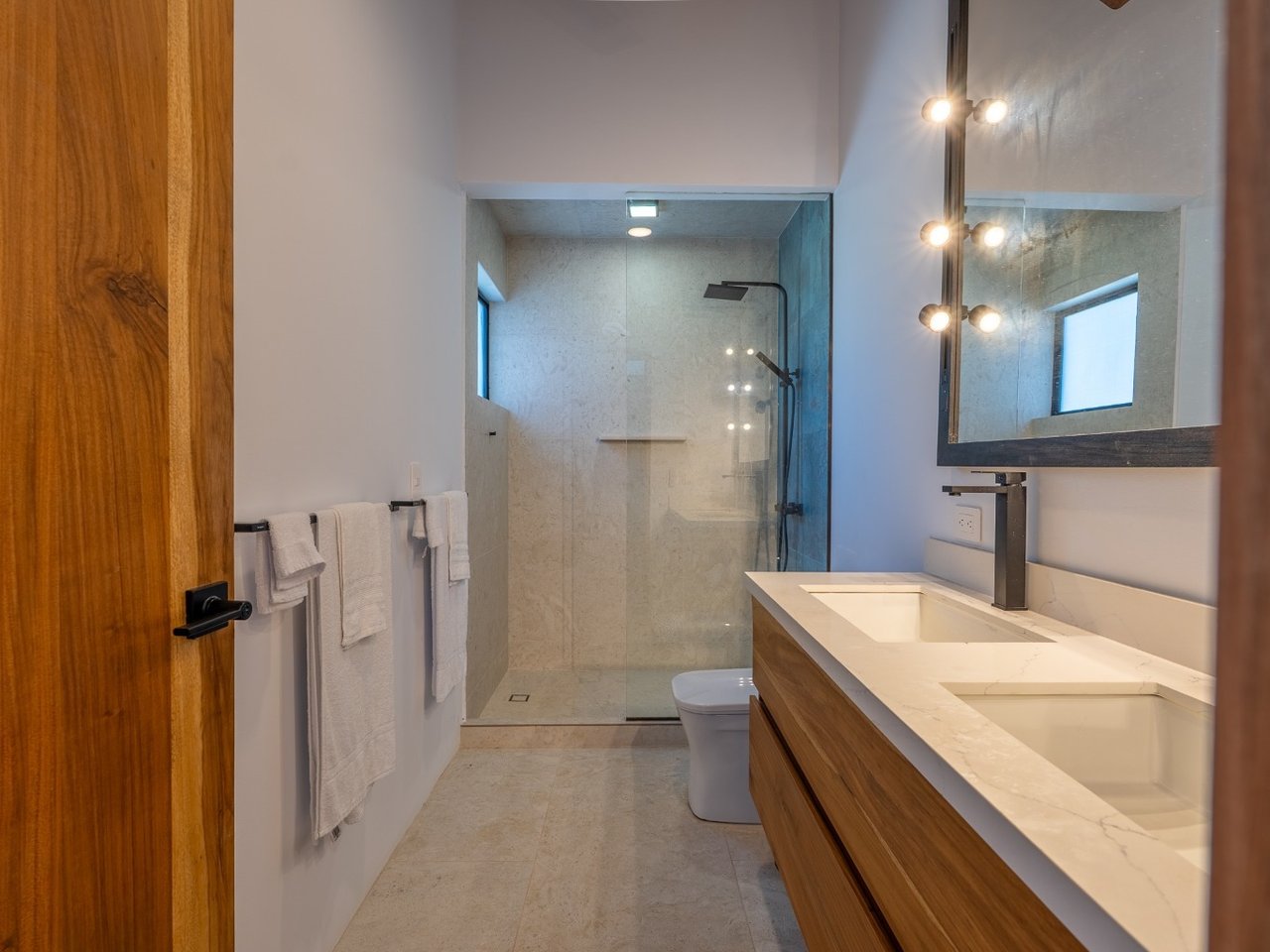 Brand New Modern Ocean View Home in Phase 5, Ojochal