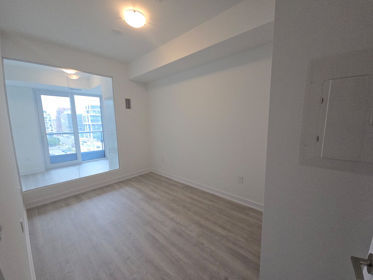15 Richardson Street, Toronto C08 Unit: 711
