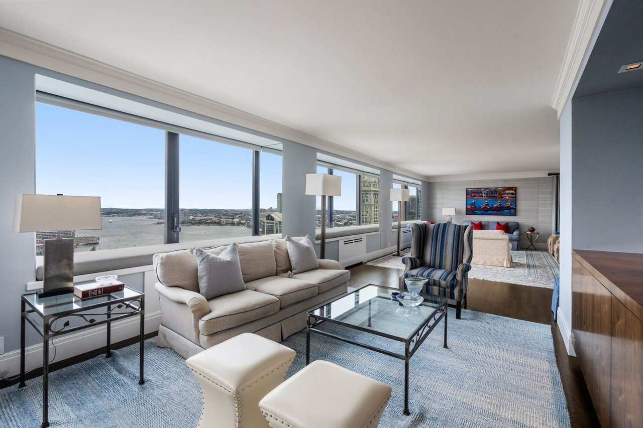 Highly Renovated Harbor Towers Residence