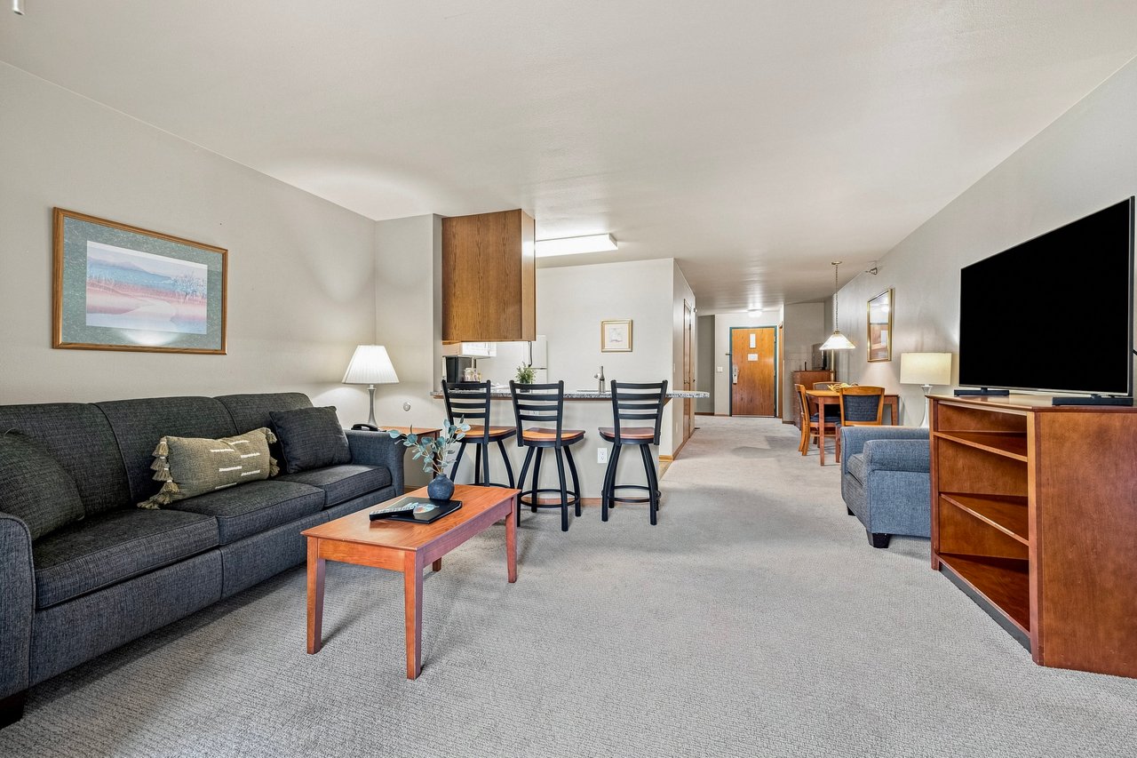 111 Center St. Unit 235 