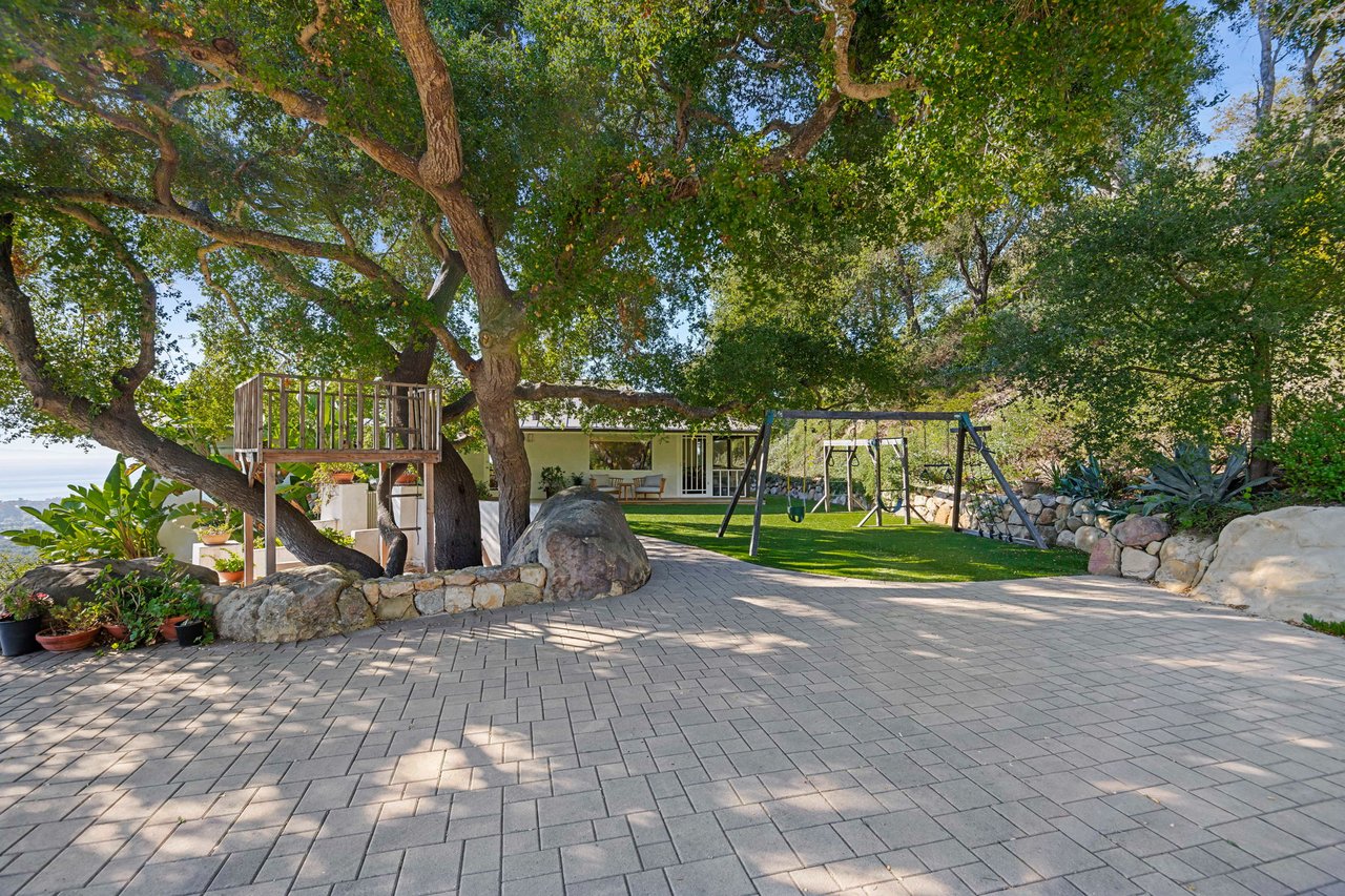 2330 Bella Vista Drive