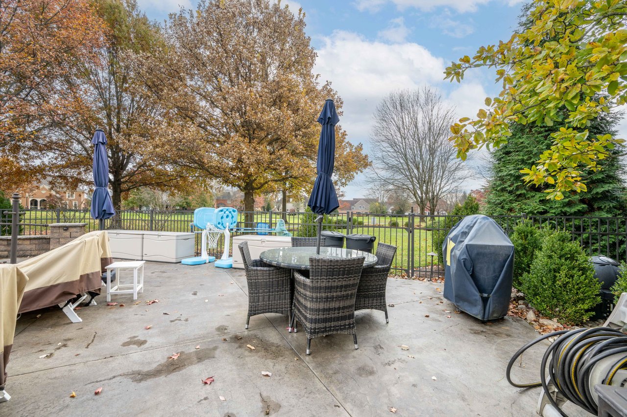7323 Country Club Ln