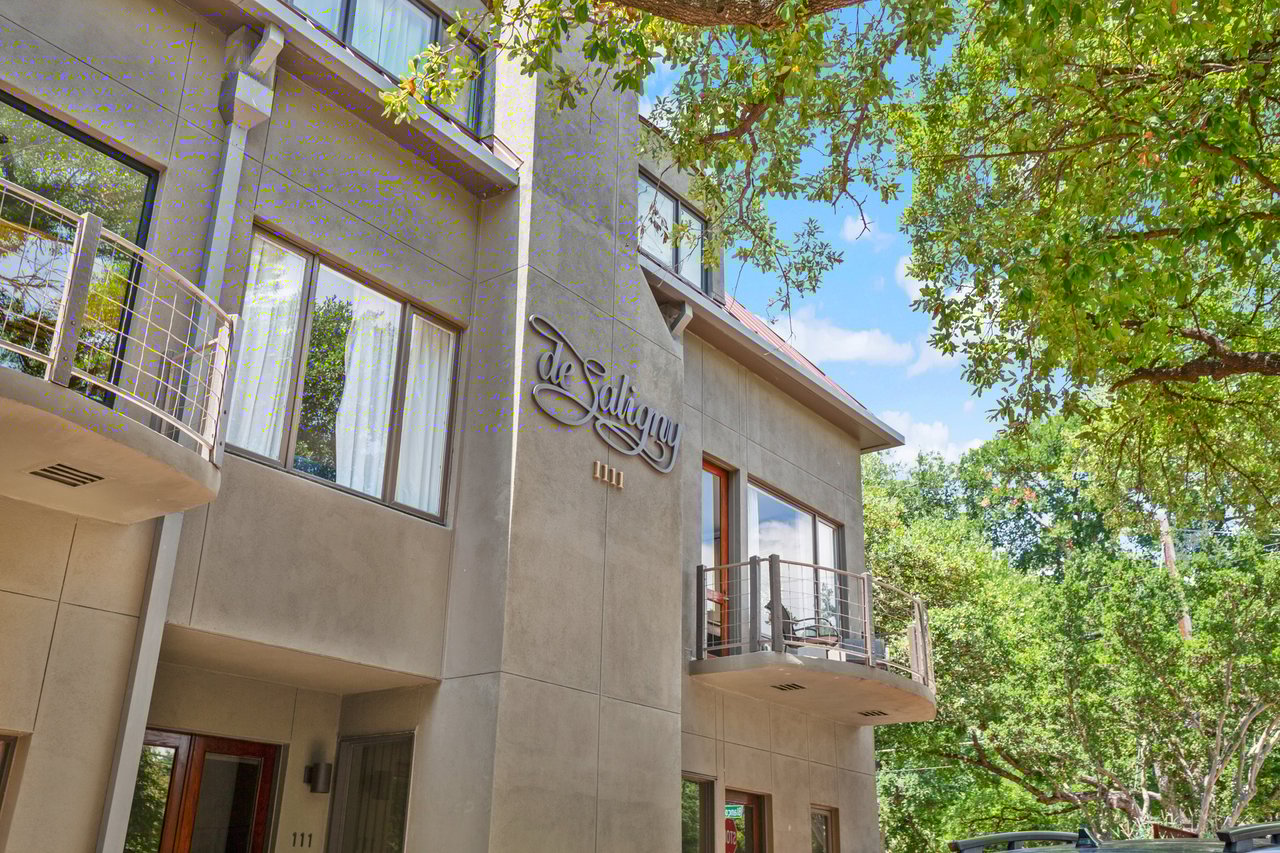 1111 W 12th