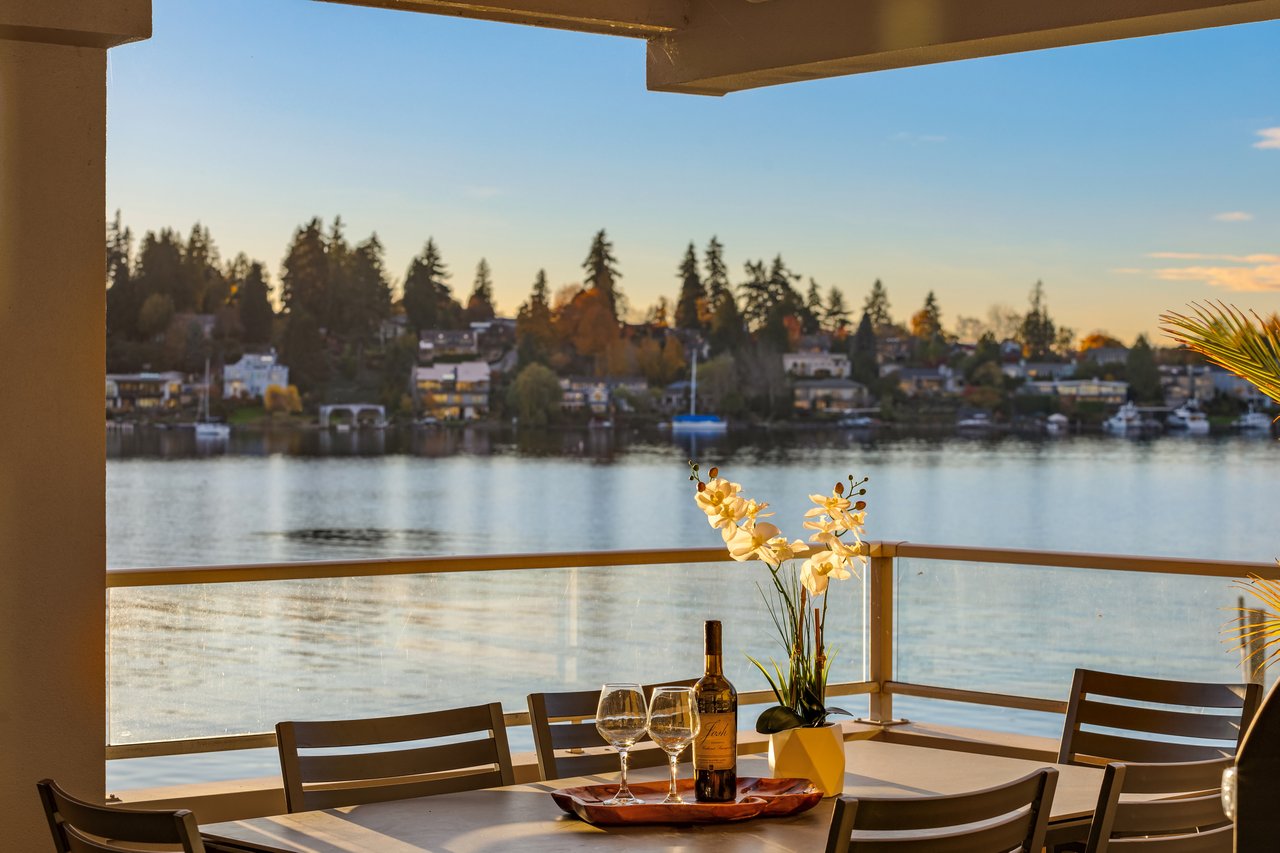 4511 Lake Washington Boulevard NE Unit: 2