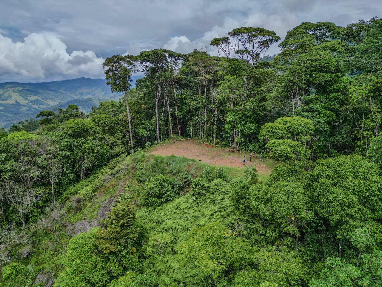59.35 ACRES- Ocean And Mountain View Land, 6 Building Areas, Legal Water, Public Road, 20min From Beaches!!!