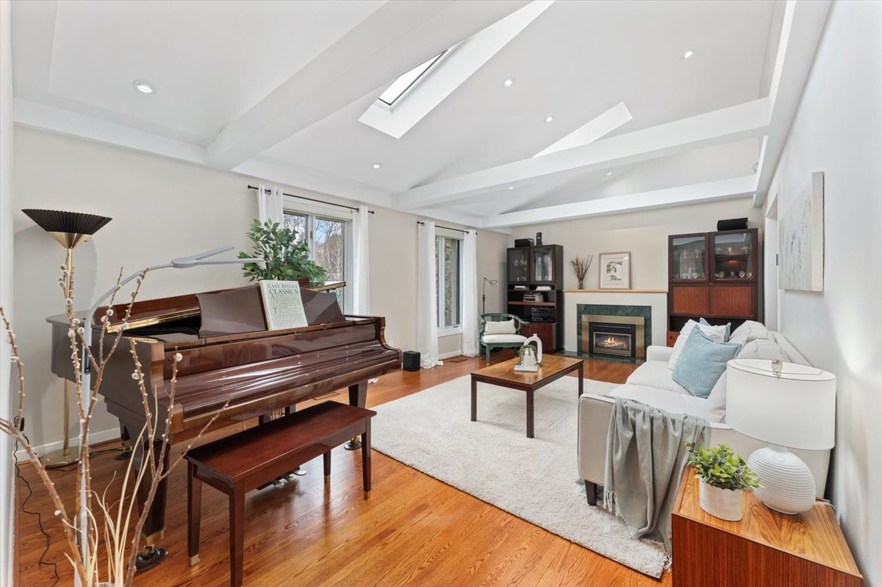 1443 Birchwood Dr