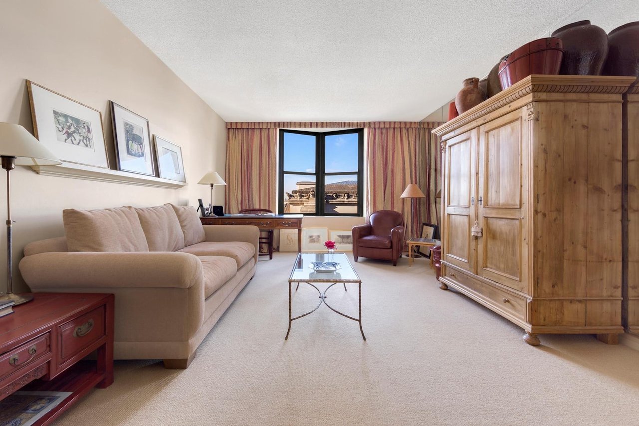 1001 5th Ave, #10D