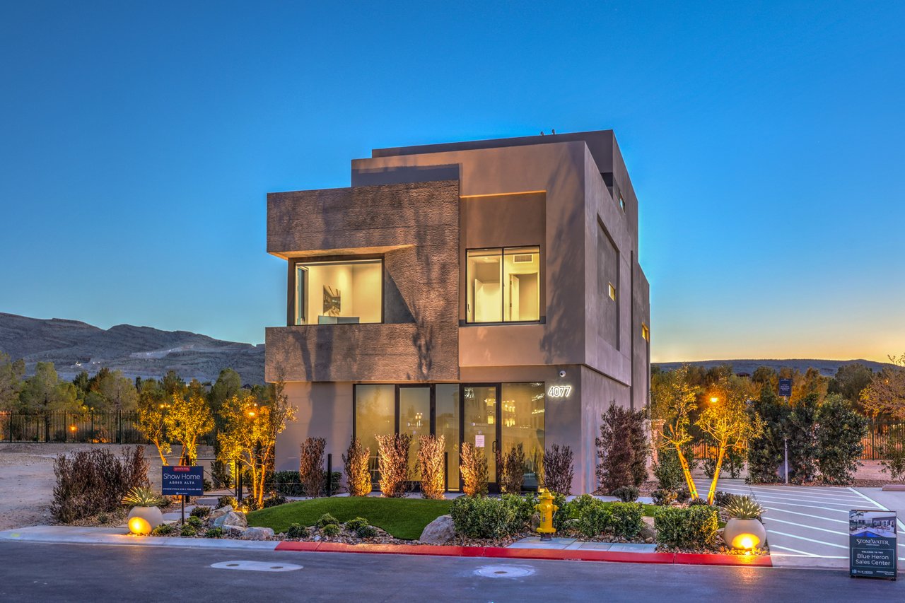 4077 Heron Fairway Dr