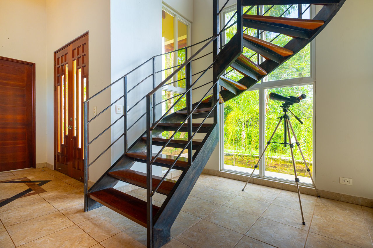 Casa de Orquideas - Mountains, Ocean and Jungle with Privacy In Gated Community, Ojochal
