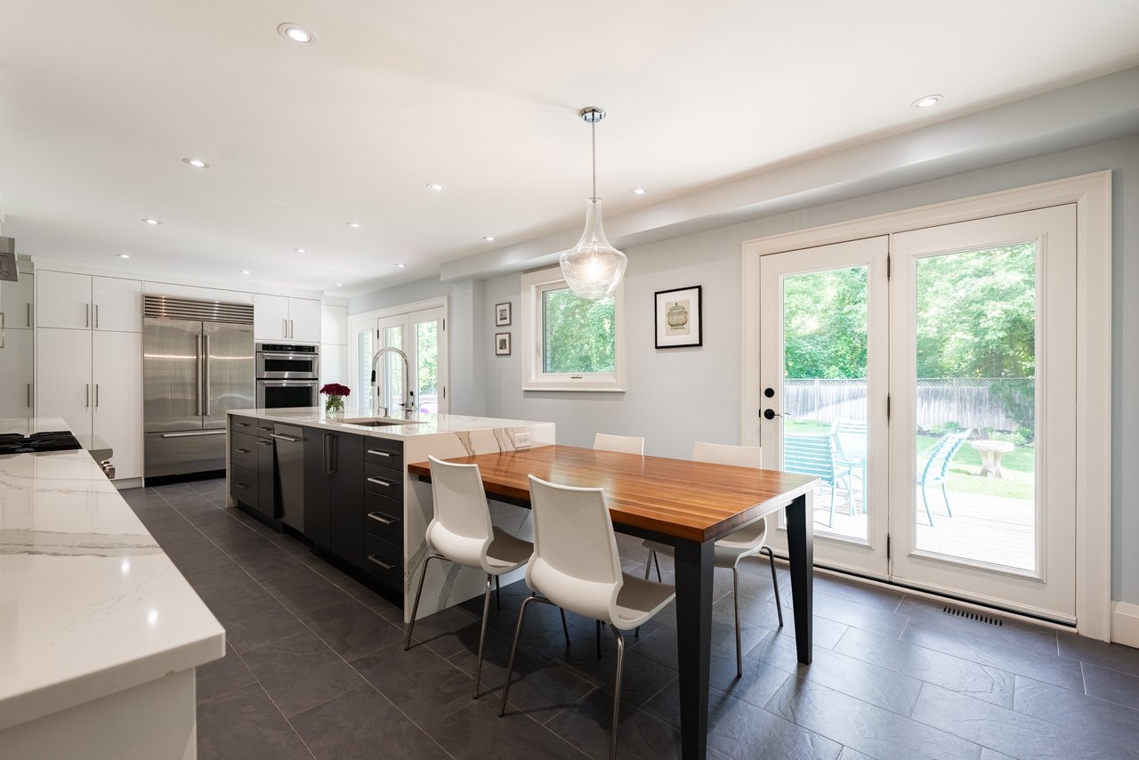 2267 Cedarberry Court, Oakville