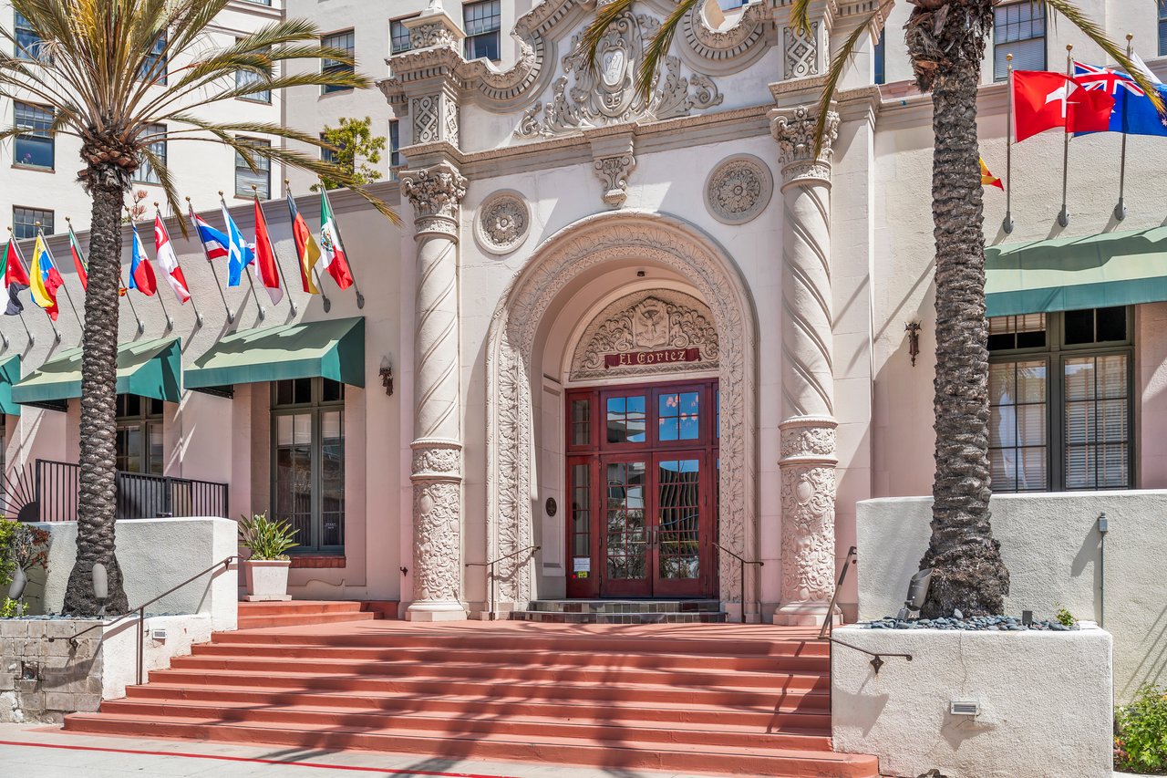 El Cortez