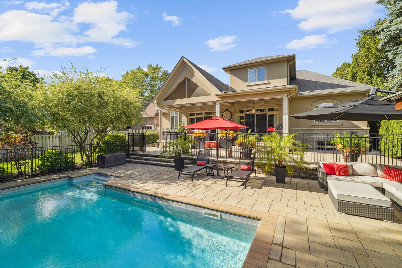 Show-stopping luxury in the heart of Southwest Oakville