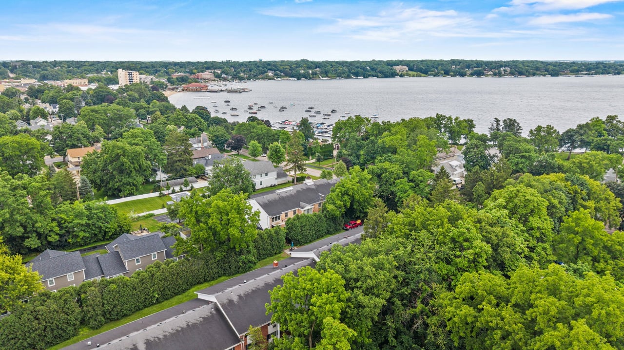 1305 W Main St 108 Lake Geneva, Wisconsin 53147 